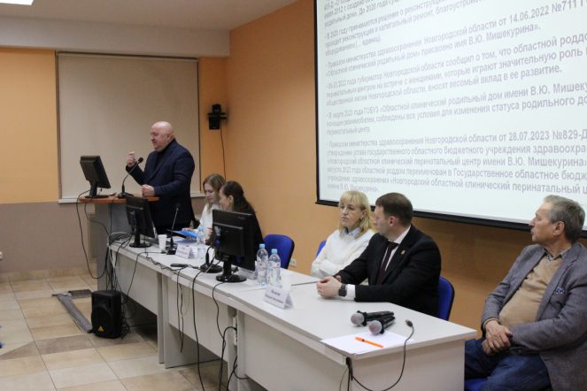 Студентам и ординаторам Педиатрического университета рассказали о возможностях трудоустройства в Новгородской области 17