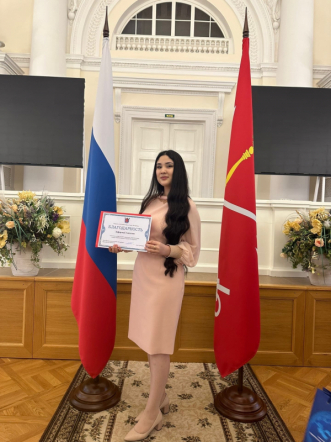 Студентка Педиатрического университета получила благодарность от городского Комитета по внешним связям 5