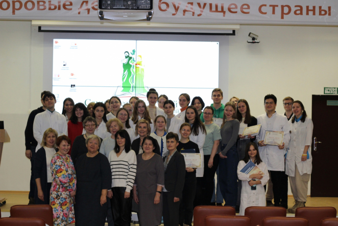 Во внутривузовской олимпиаде по педиатрии приняли участие 130 студентов 46