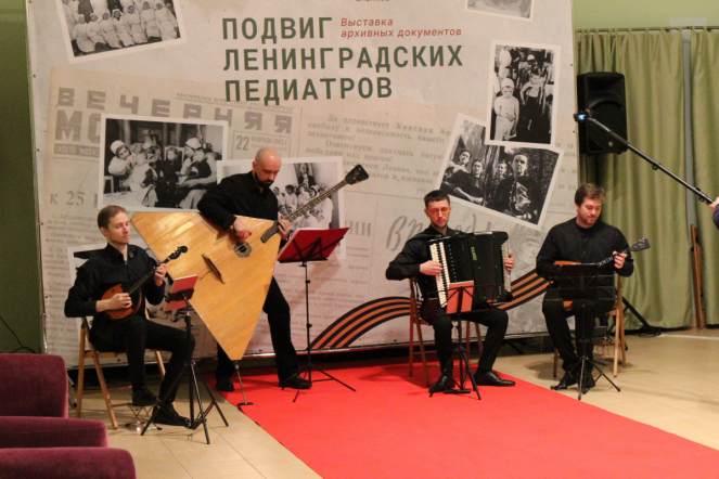 «Важнейшая веха в истории города»: в Санкт-Петербурге открыли выставку «Подвиг Ленинградских педиатров» 2