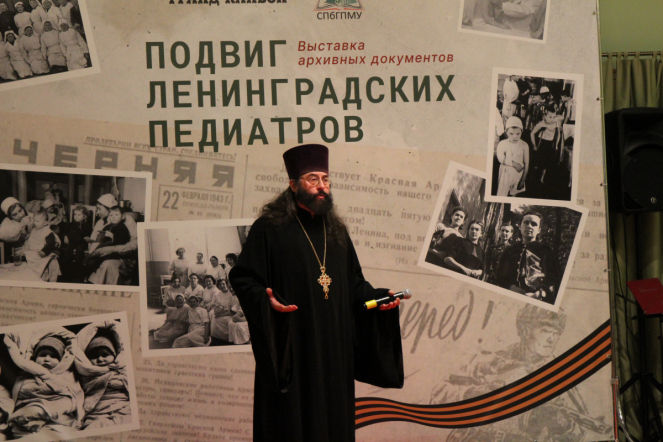 «Важнейшая веха в истории города»: в Санкт-Петербурге открыли выставку «Подвиг Ленинградских педиатров» 17