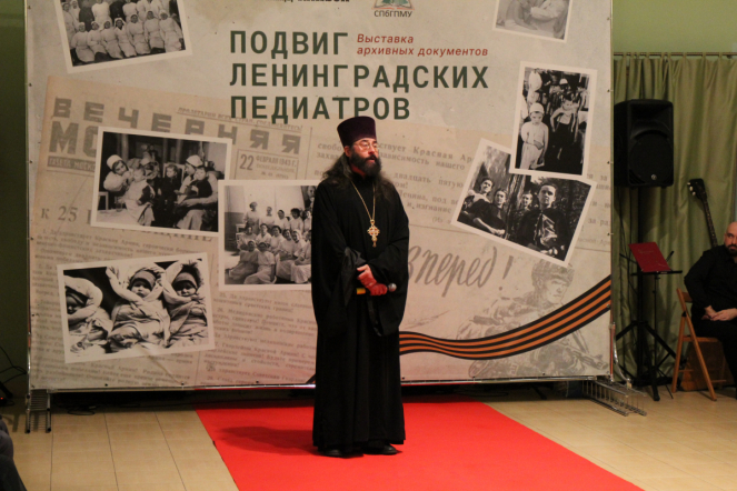 «Важнейшая веха в истории города»: в Санкт-Петербурге открыли выставку «Подвиг Ленинградских педиатров» 18