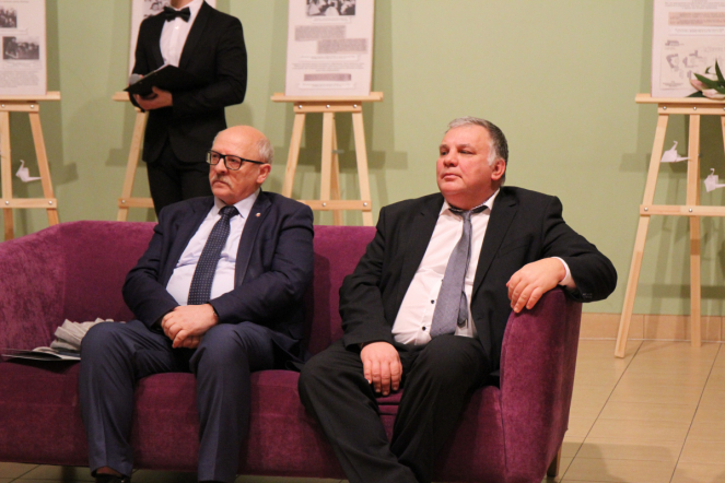 «Важнейшая веха в истории города»: в Санкт-Петербурге открыли выставку «Подвиг Ленинградских педиатров» 21