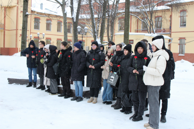 В Педиатрическом университете прошёл митинг, посвящённый 81-ой годовщине прорыва блокады Ленинграда 2