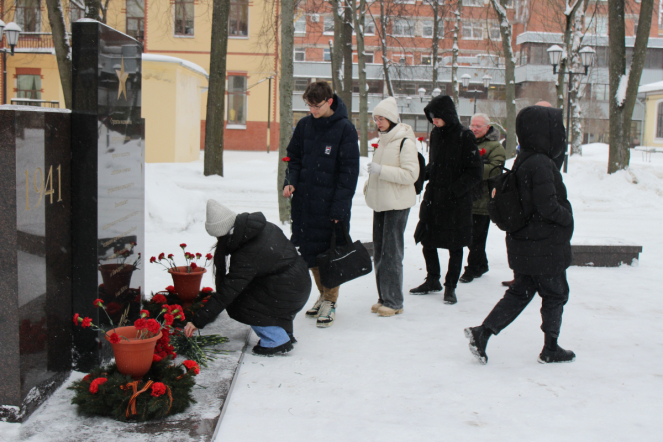 В Педиатрическом университете прошёл митинг, посвящённый 81-ой годовщине прорыва блокады Ленинграда 20