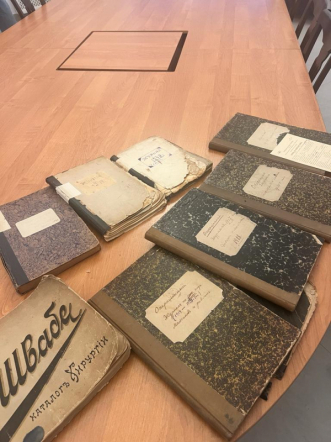 В Педиатрическом университете обнаружили исторические документы вековой давности и медицинские записи времён блокады 9