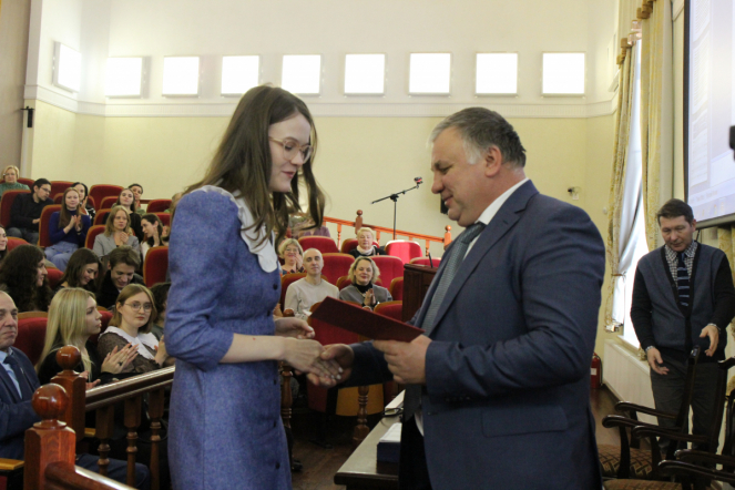 Клинические психологи Педиатрического университета получили дипломы 11