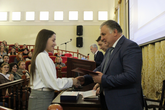 Клинические психологи Педиатрического университета получили дипломы 15