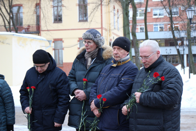 Педиатрический университет почтил память защитников Ленинграда 14