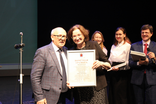 Педиатрический университет отметил Актовый день 10