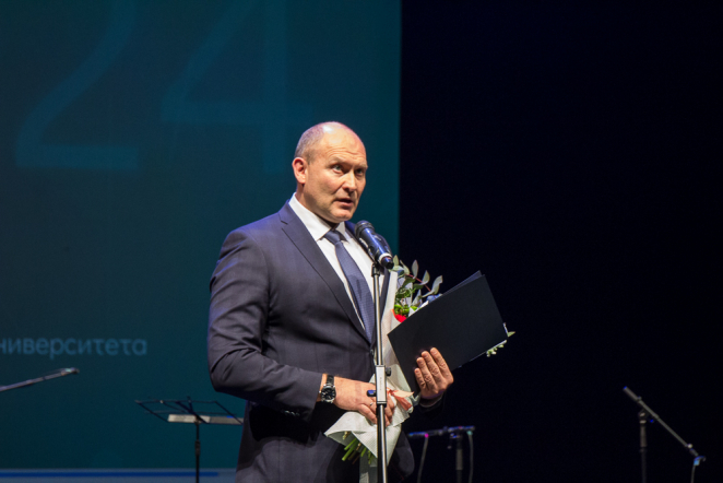 Педиатрический университет отметил Актовый день 20