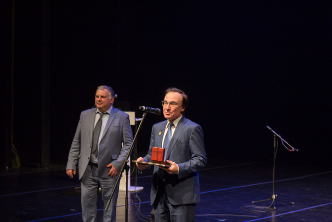 Педиатрический университет отметил Актовый день 22