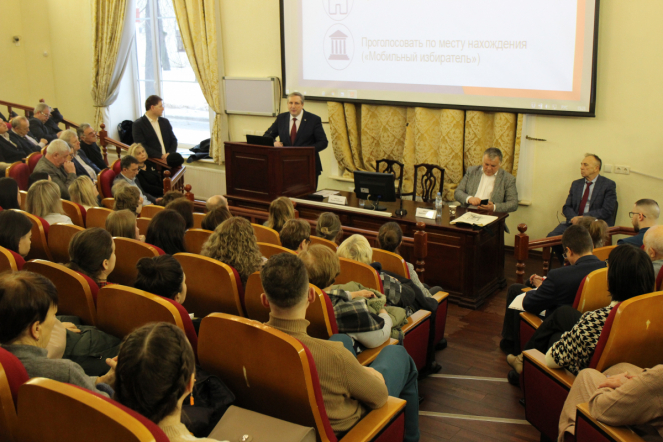 Педиатрический университет посетил председатель Городской избирательной комиссии 6