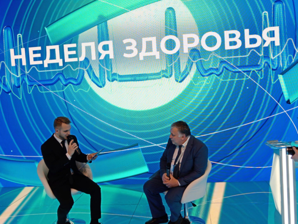 Ректор Педиатрического университета посетил выставку-форум «Россия» 4