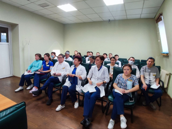 Эксперты Педиатрического университета поделились опытом с врачами Бурятии 4