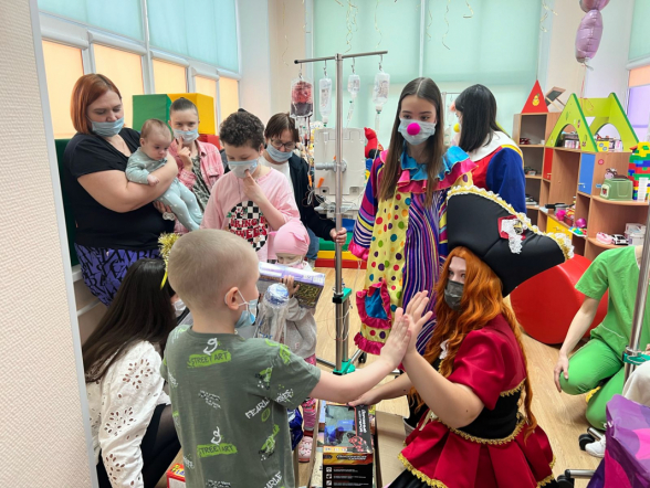 В Педиатрическом университете прошёл праздник для пациентов онкогематологического отделения