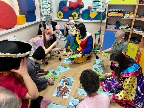 В Педиатрическом университете прошёл праздник для пациентов онкогематологического отделения 3