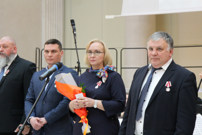 Сотрудники  Педиатрического университета награждены медалью «За жертвенное служение»