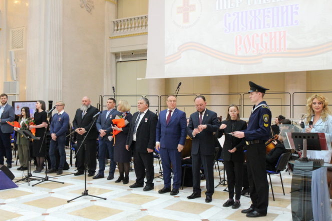 Сотрудники  Педиатрического университета награждены медалью «За жертвенное служение» 9