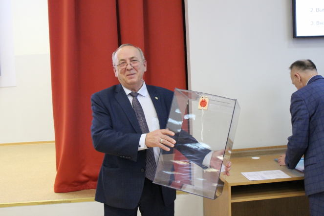 Ректором Педиатрического университета избрали Дмитрия Иванова 9