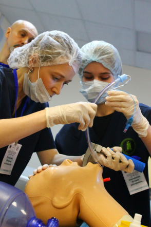 Студенты Педиатрического университета стали призёрами Северо-Западного федерального округа на отборочном этапе хирургической олимпиады имени академика Перельмана 5