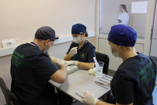 Студенты Педиатрического университета стали призёрами Северо-Западного федерального округа на отборочном этапе хирургической олимпиады имени академика Перельмана 7