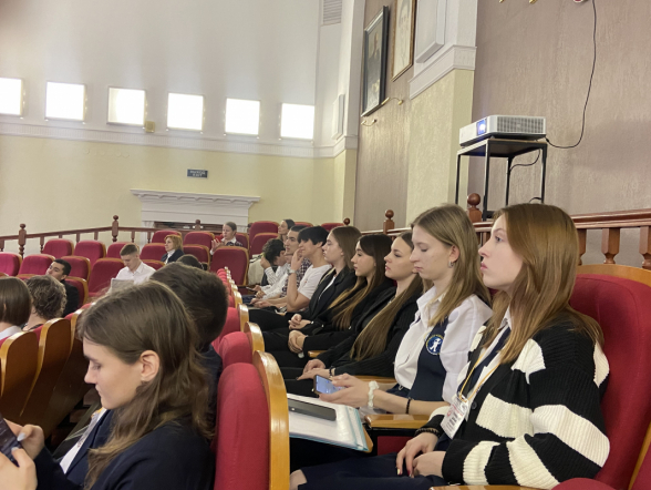 В Педиатрическом университете проходит форум «Будущая профессия врач» 4