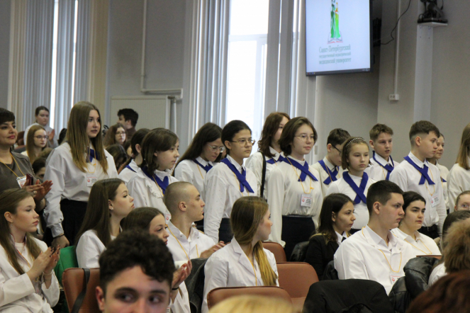 В Педиатрическом университете проходит форум «Будущая профессия врач»