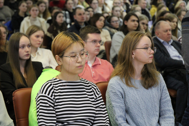 День открытых дверей в Педиатрическом университете собрал более 500 абитуриентов 5