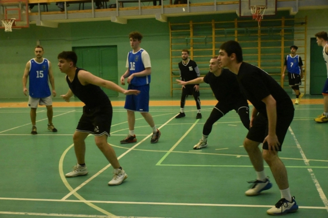 Баскетболисты Педиатрического университета провели товарищеские матчи