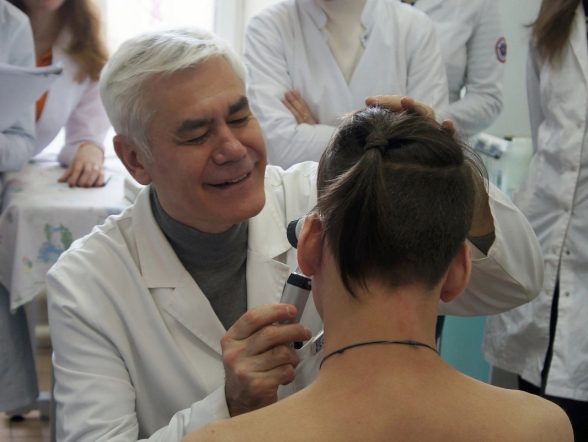 В Педиатрическом университете состоялось отчётное собрание студенческого научного общества кафедры дерматовенерологии 4