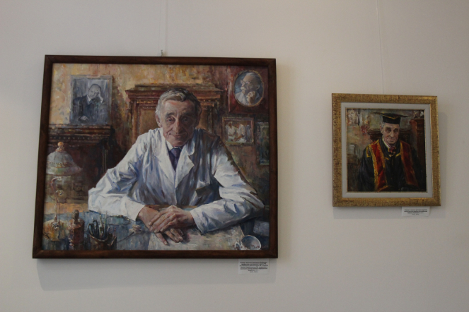 В Педиатрическом университете открыли выставку работ петербургского художника Роберта Мифа 8