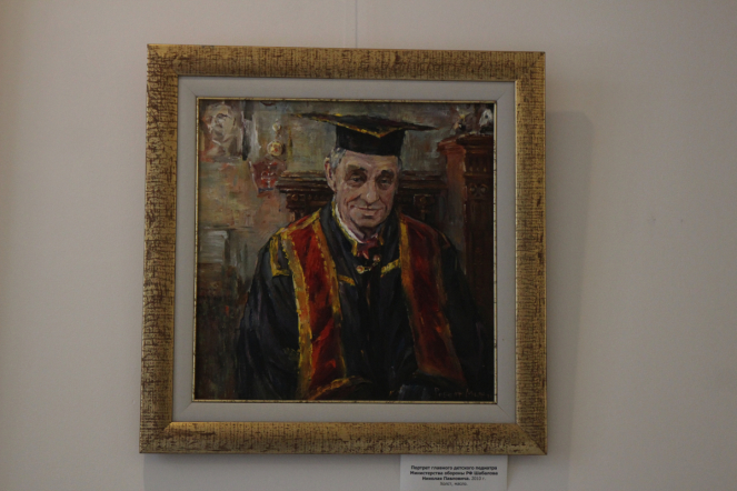 В Педиатрическом университете открыли выставку работ петербургского художника Роберта Мифа 9
