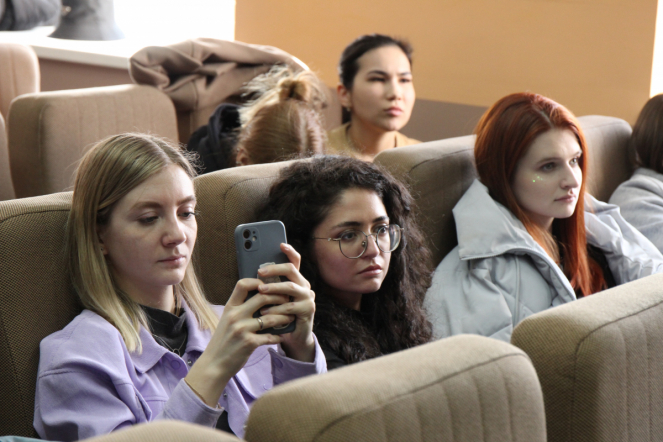 Студентам шестого курса Педиатрического университета рассказали подробности о трудоустройстве после целевого обучения 20