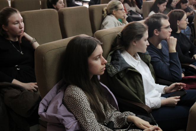 Студентам шестого курса Педиатрического университета рассказали подробности о трудоустройстве после целевого обучения 25