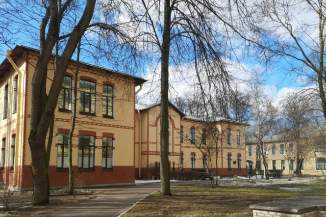 Врачи Педиатрического университета извлекли пулю из руки ребенка