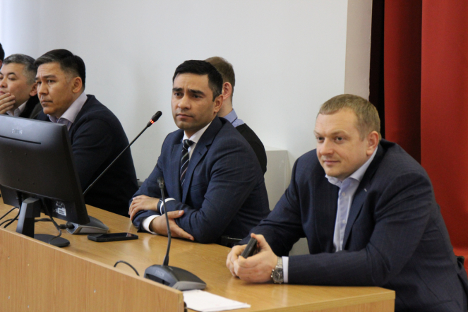 Генеральный консул Узбекистана в Санкт-Петербурге  Абдурахмон Махмудов встретился со студентами СПбГПМУ 18