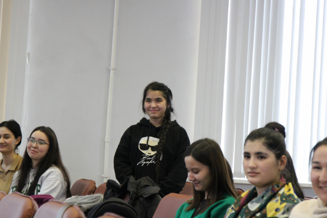 Генеральный консул Узбекистана в Санкт-Петербурге  Абдурахмон Махмудов встретился со студентами СПбГПМУ 23