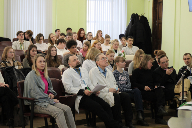 В Педиатрическом университете подвели итоги Всероссийского научного форума с международным участием «Студенческая наука-2024» 15