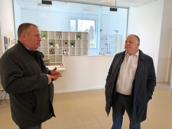 Председатель Общественной палаты Приозерского района Алексей Павлов провёл рабочую встречу по развитию медицинской помощи жителям Плодовского сельского поселения