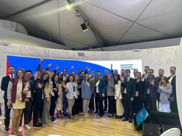 Ассистент кафедры патофизиологии Педиатрического университета принял участие в круглом столе по развитию науки на выставке «Россия» 2