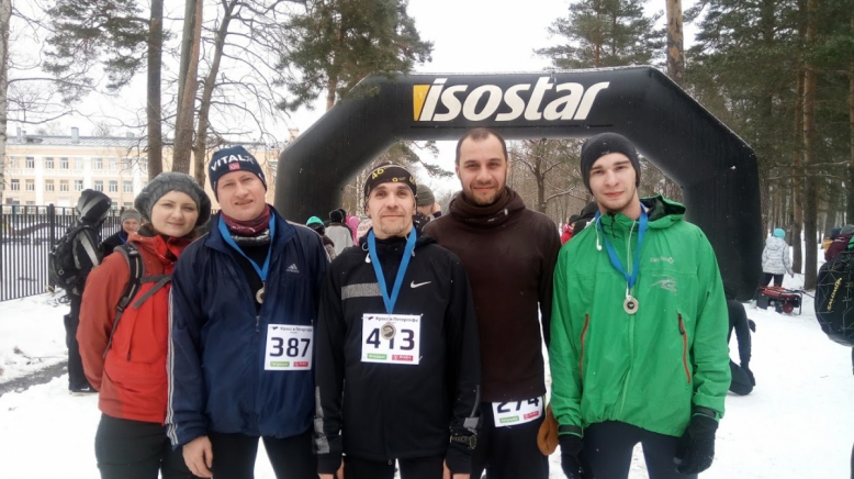 Команда сотрудников СПбГПМУ приняла участие в спортивном кроссе в Петергофе 4