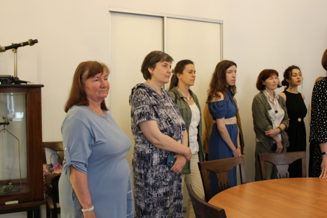 В музее Педиатрического университета открылась выставка работ студентов Санкт-Петербургского государственного института кино и телевидения «Мир семьи» 13