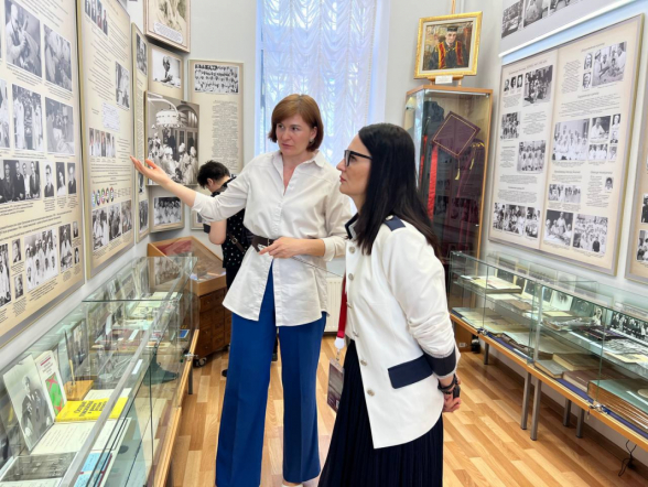 Депутат Государственной Думы Татьяна Буцкая встретилась с ректором Педиатрического университета Дмитрием Ивановым 3