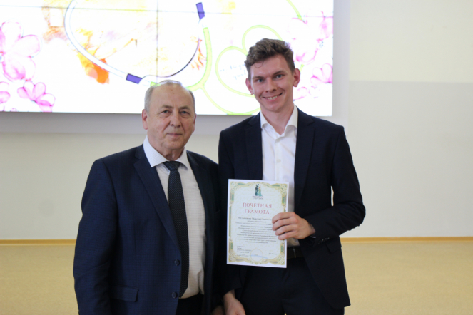 Сотрудников Педиатрического университета поздравили с Днём медицинского работника 74