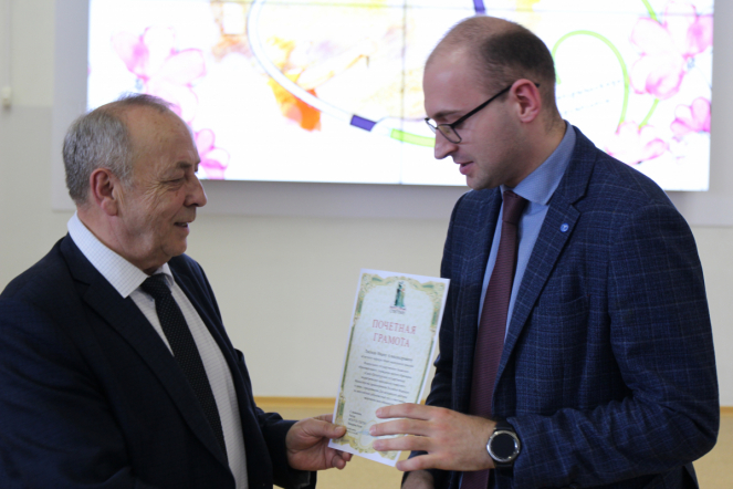 Сотрудников Педиатрического университета поздравили с Днём медицинского работника 75