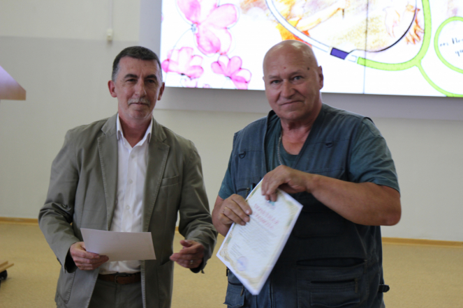 Сотрудников Педиатрического университета поздравили с Днём медицинского работника 81