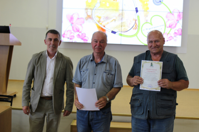 Сотрудников Педиатрического университета поздравили с Днём медицинского работника 83