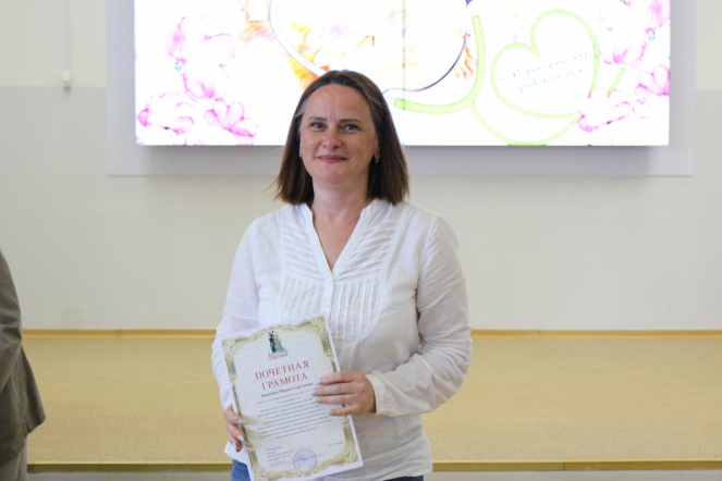 Сотрудников Педиатрического университета поздравили с Днём медицинского работника 89