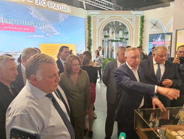 Губернатор Санкт-Петербурга отметил заслуги ректора Педиатрического университета 2